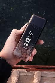 Perfume 212 VIP Black Carolina Herrera masculino fougère absenta vainilla negra almizcle AAA